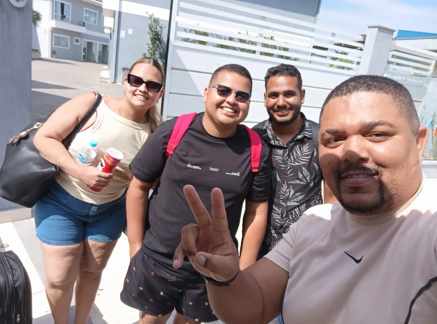 Clientes em atendimento da G.S. Transfer